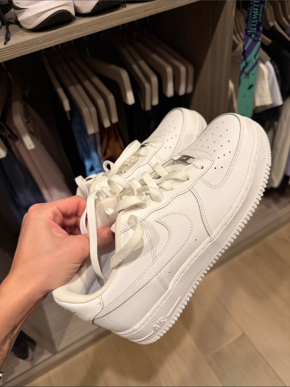 Nike Men's White Sneakers Air Force 1 Low